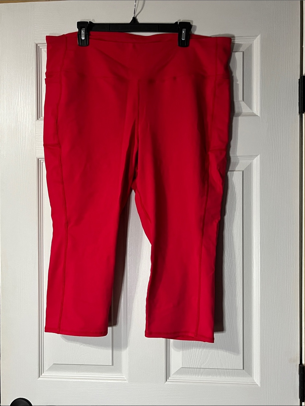 torrid Bright Red Capri Leggings